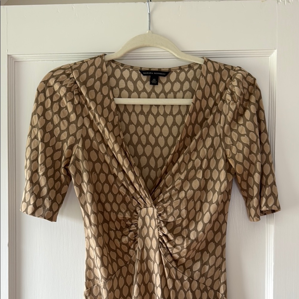 Banana Republic Tan Puff Sleeve Midi Dress